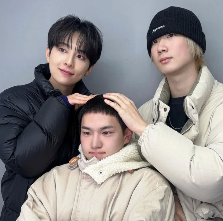 BDC briefly reunites, warming fans hearts with new photos.